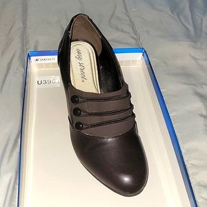 Easy Street Dress Heels